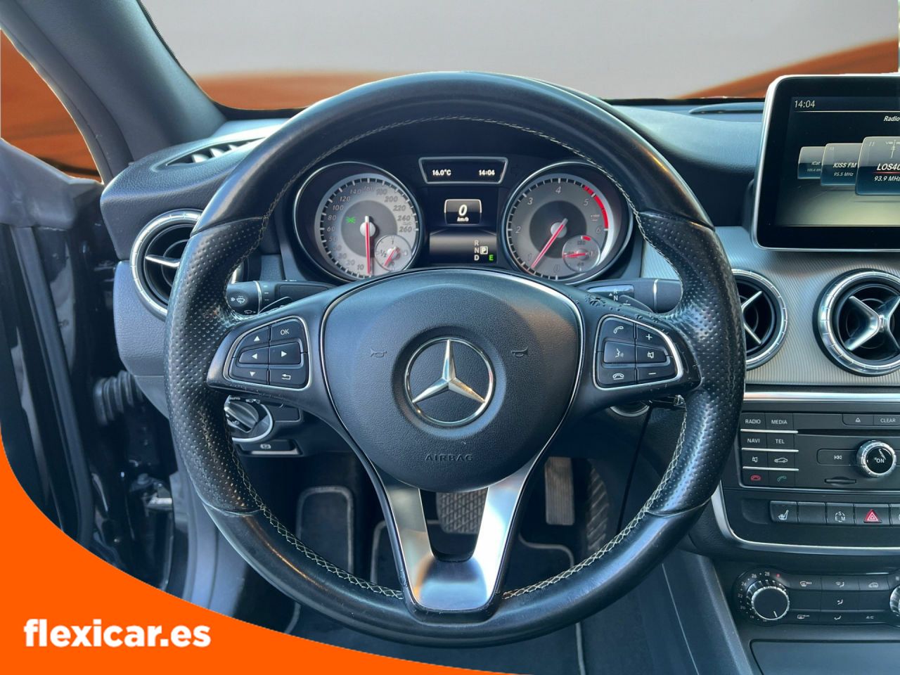 Foto Mercedes-Benz Clase CLA 19