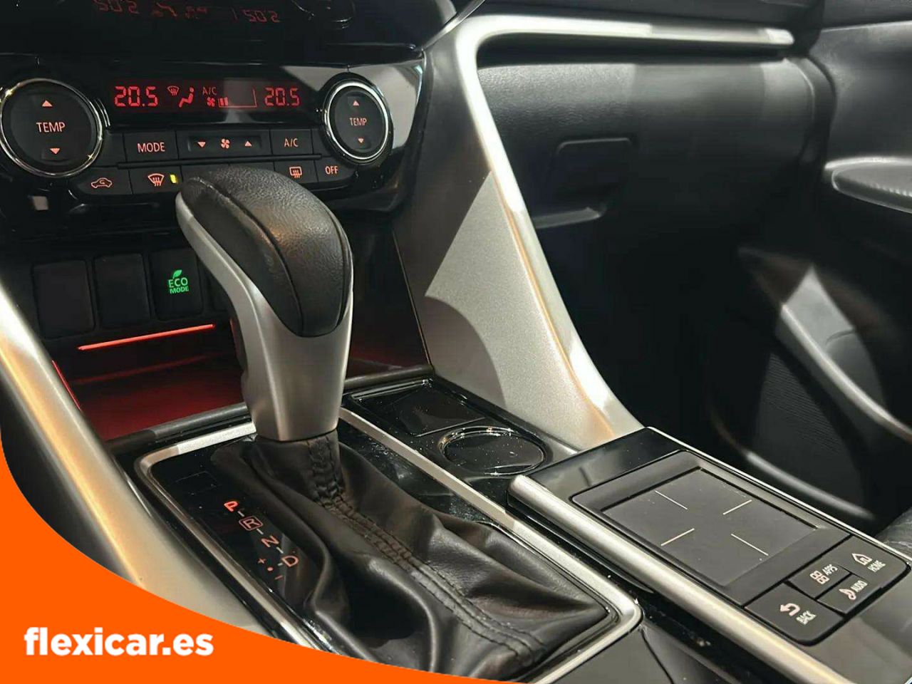 Foto Mitsubishi Eclipse Cross 17