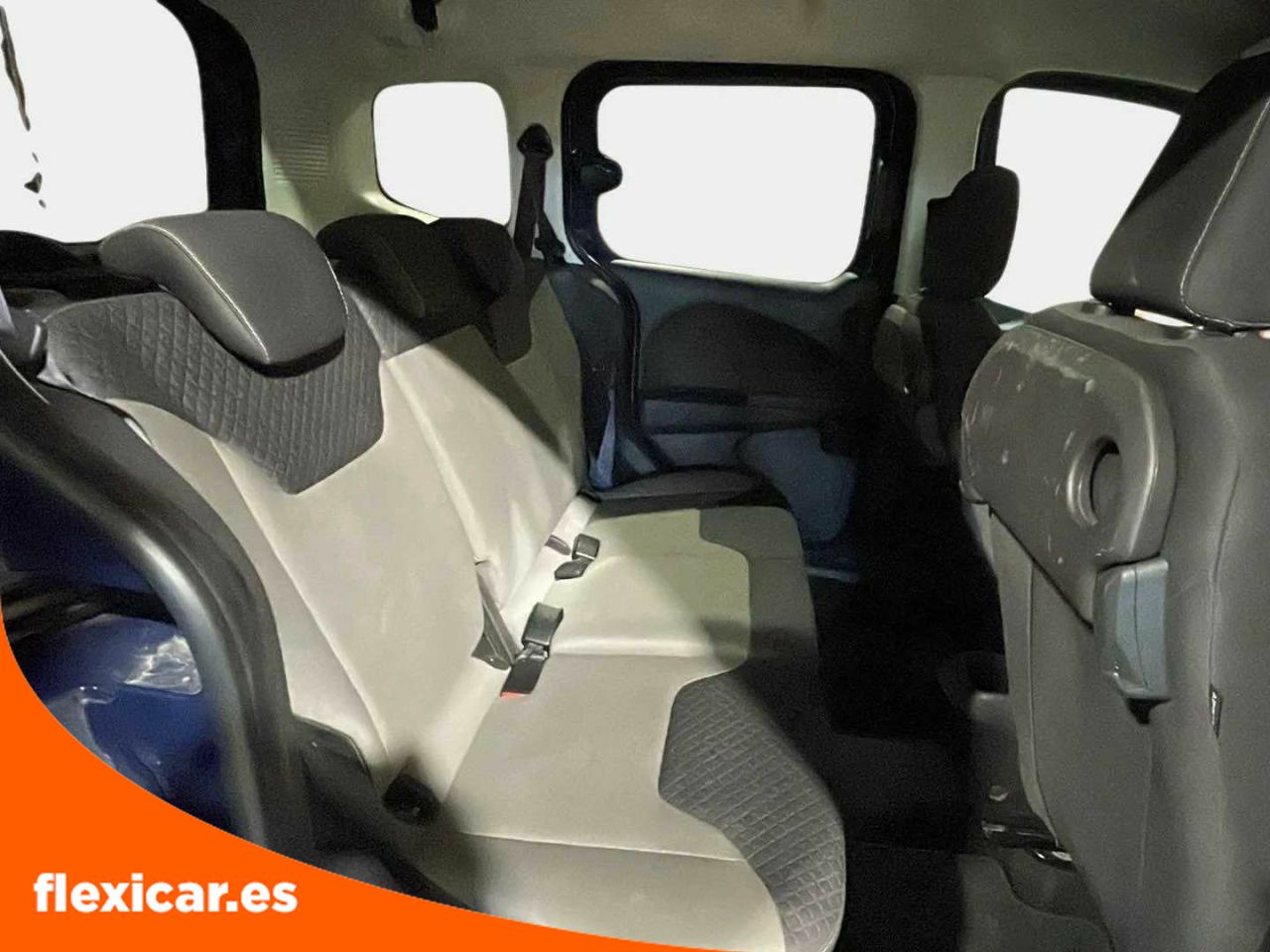 Foto Ford Tourneo Courier 15