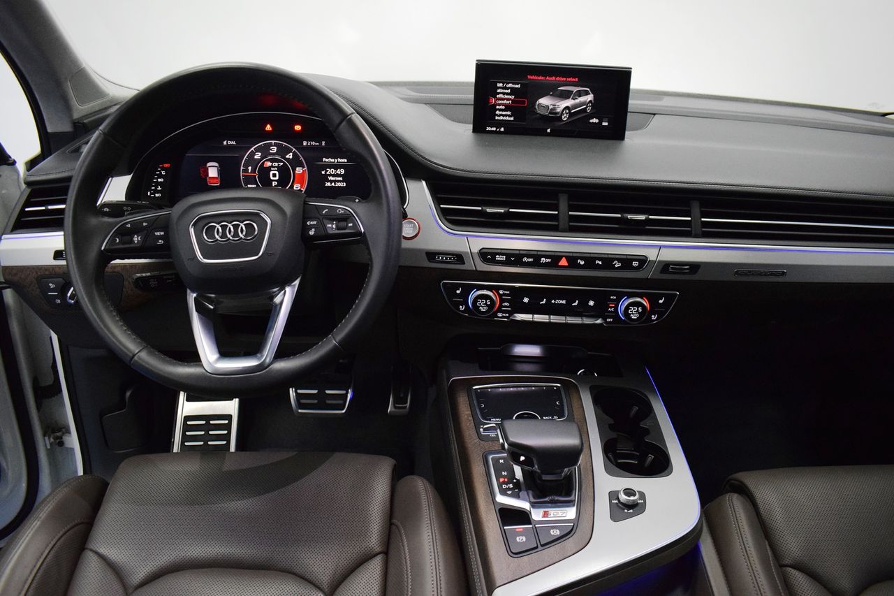 Foto Audi SQ7 11