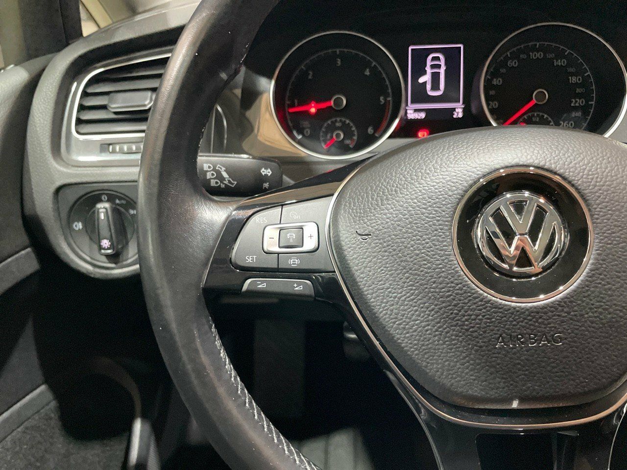 Foto Volkswagen Golf 12