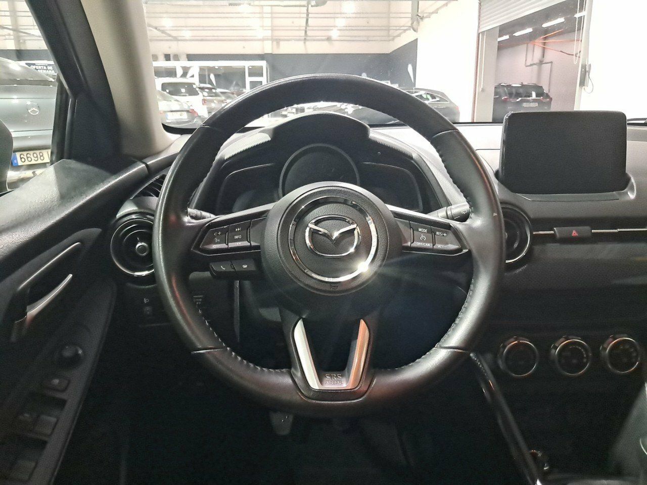 Foto Mazda Mazda2 11