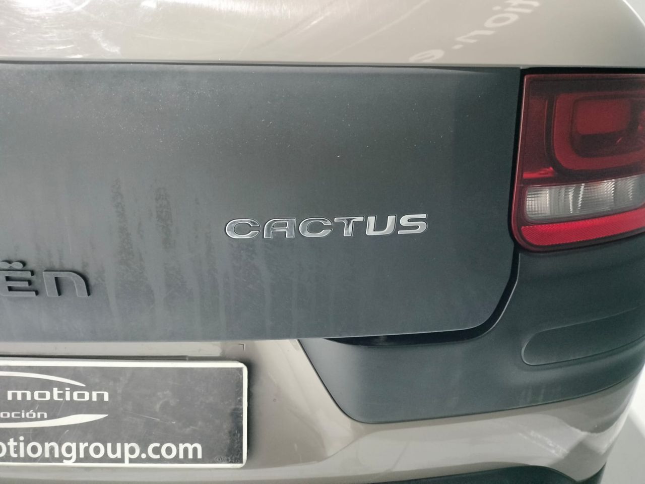 Foto Citroën C4 Cactus 14