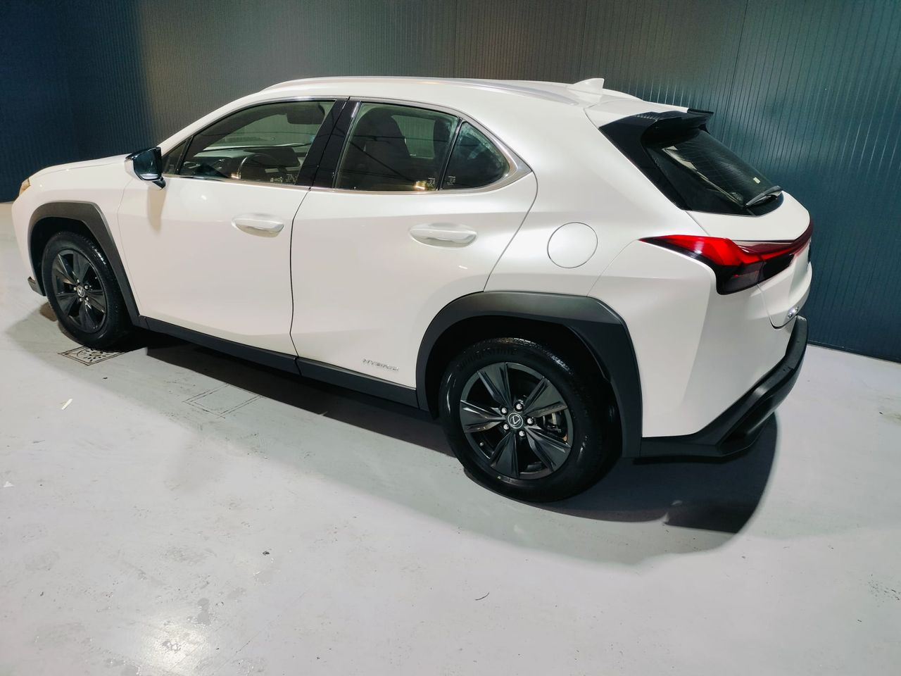 Foto Lexus UX 14