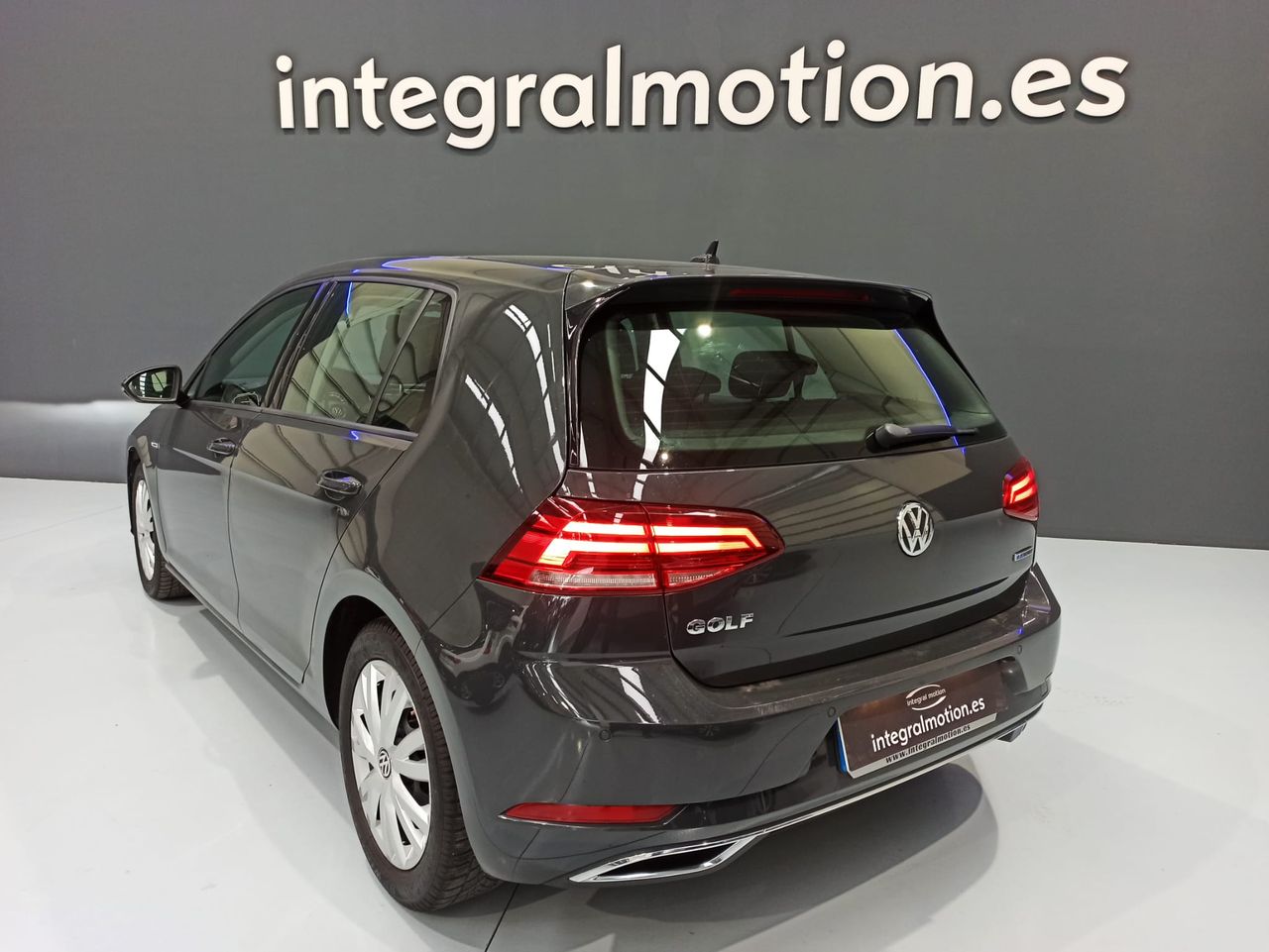 Foto Volkswagen Golf 13