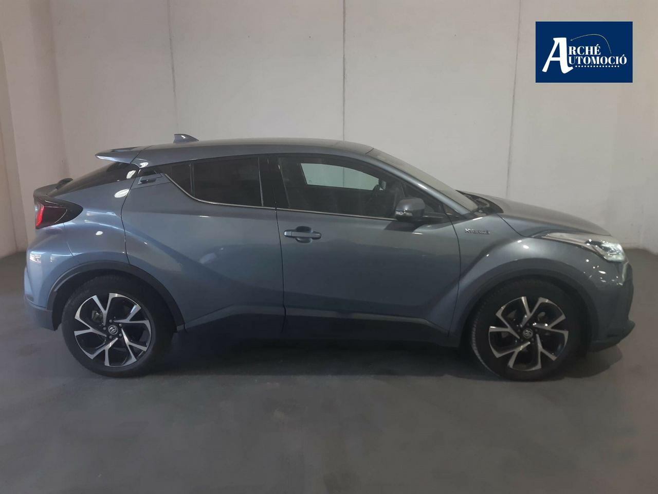 Foto Toyota C-HR 1