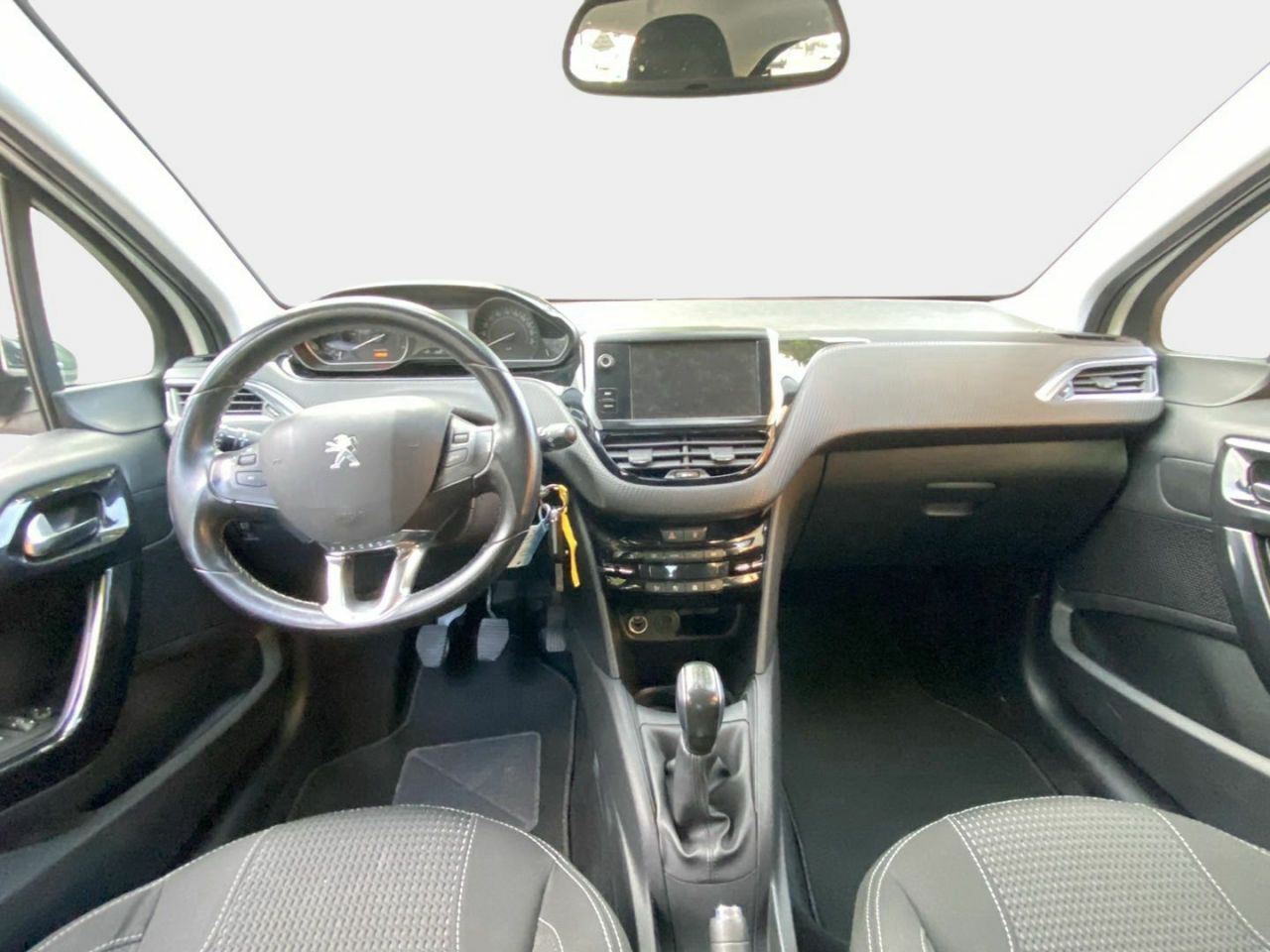 Foto Peugeot 208 16