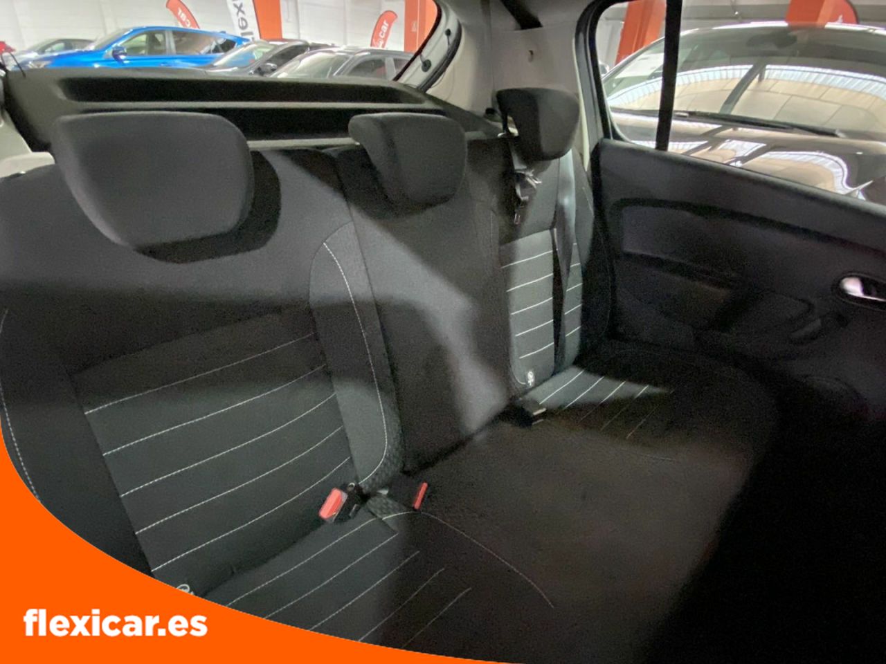 Foto Dacia Sandero 14