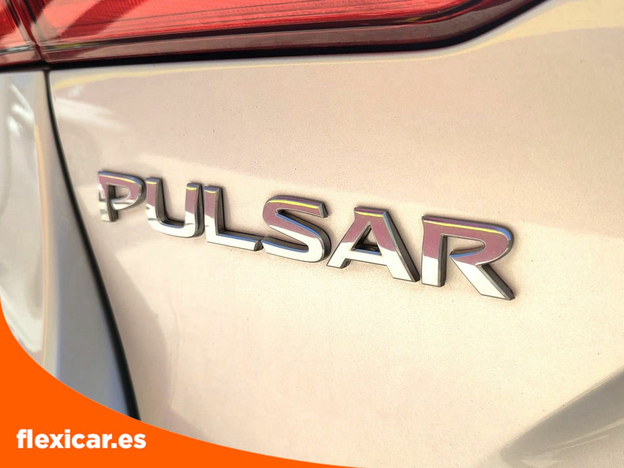 Foto Nissan Pulsar 10