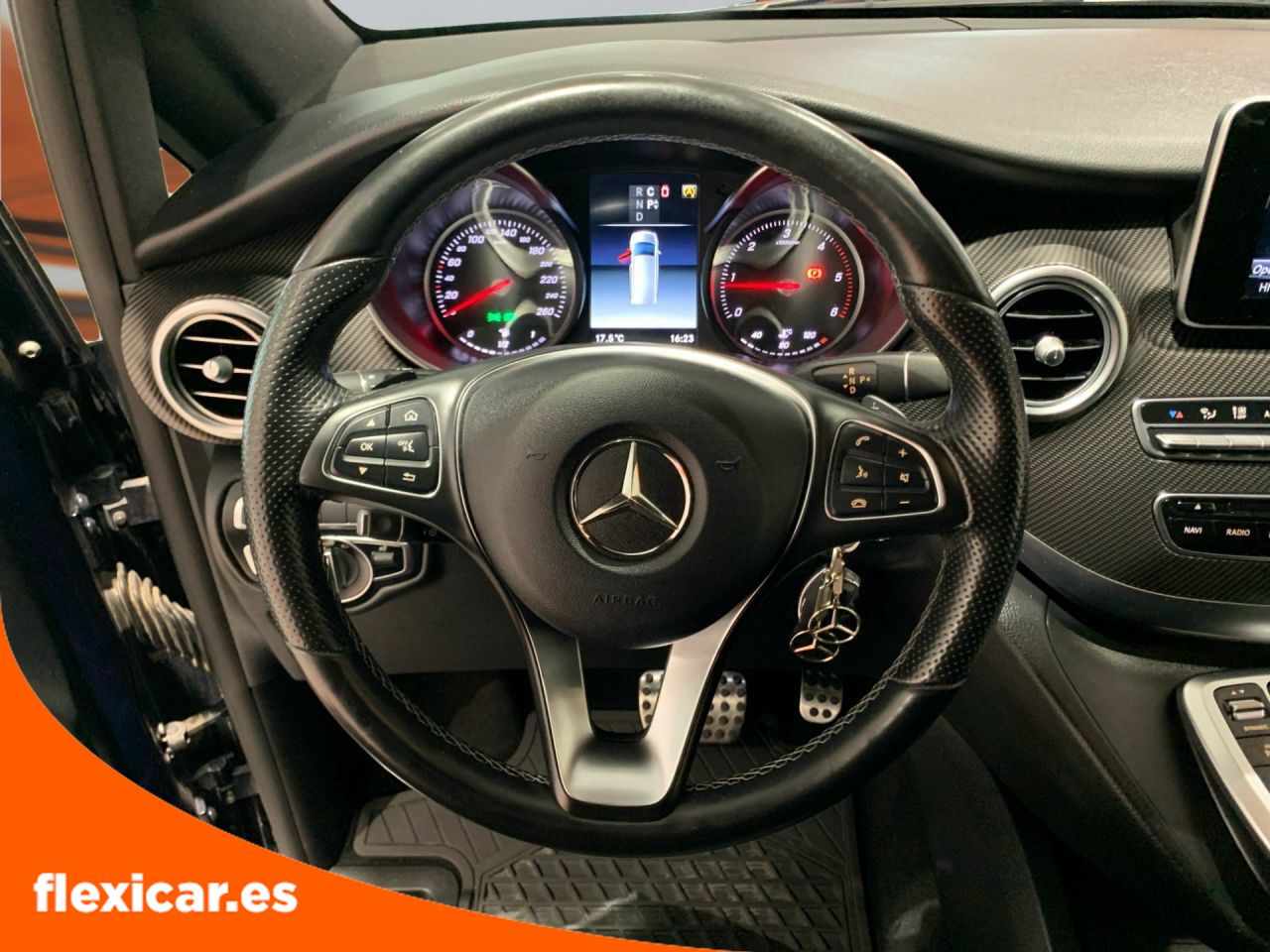 Foto Mercedes-Benz Clase V 22