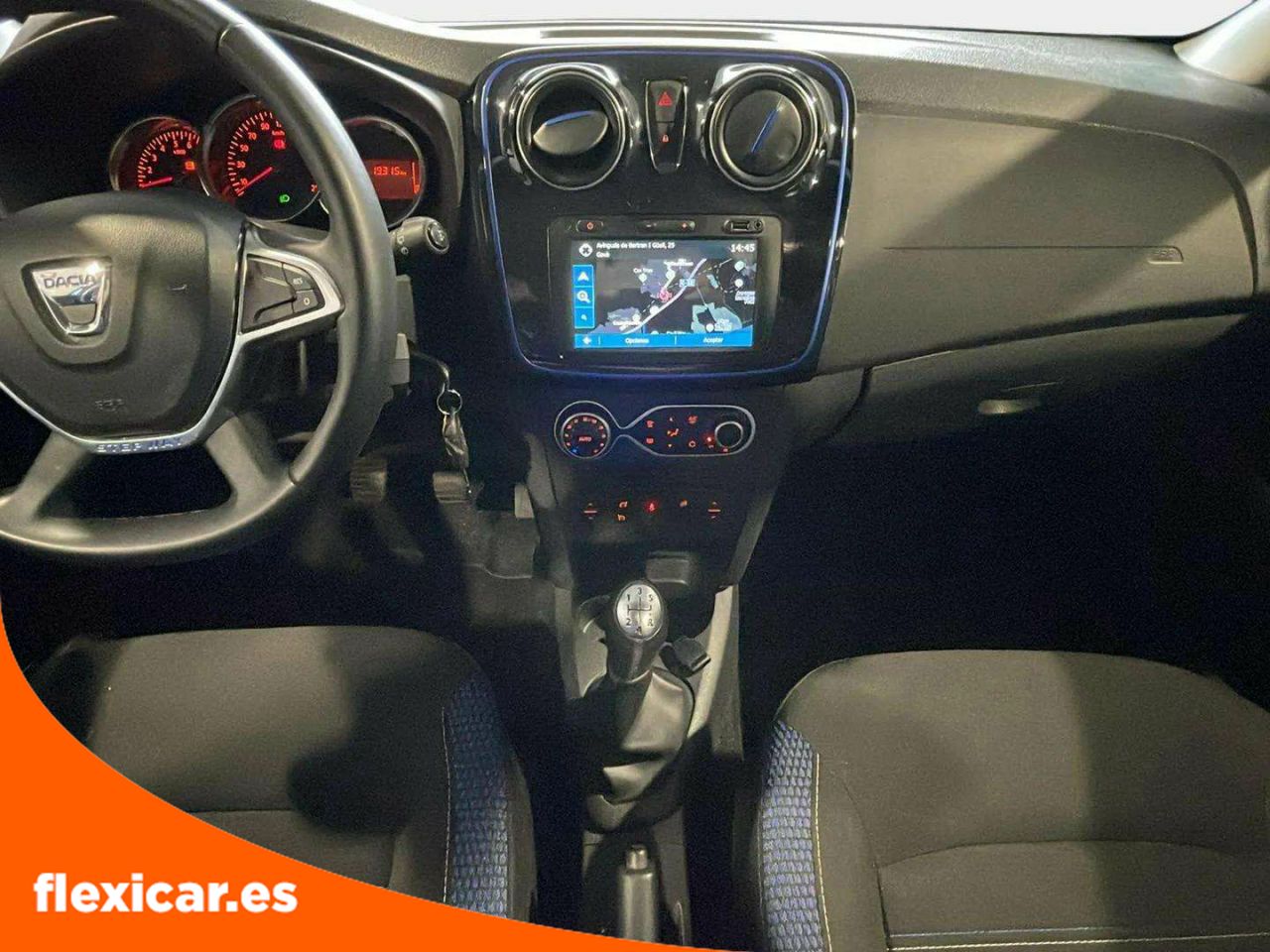 Foto Dacia Sandero 17