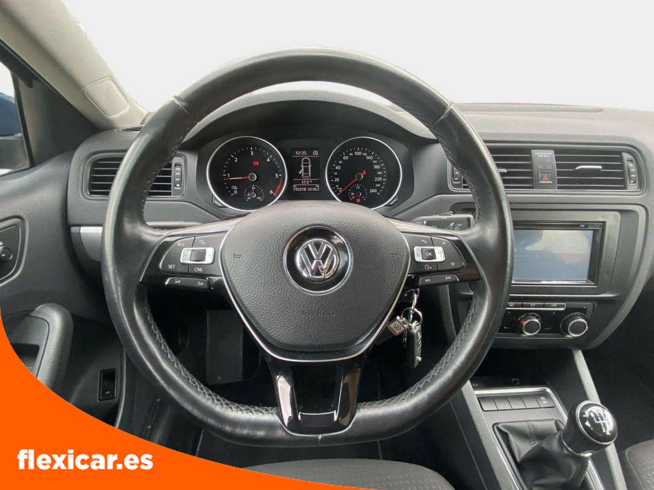 Foto Volkswagen Jetta 14