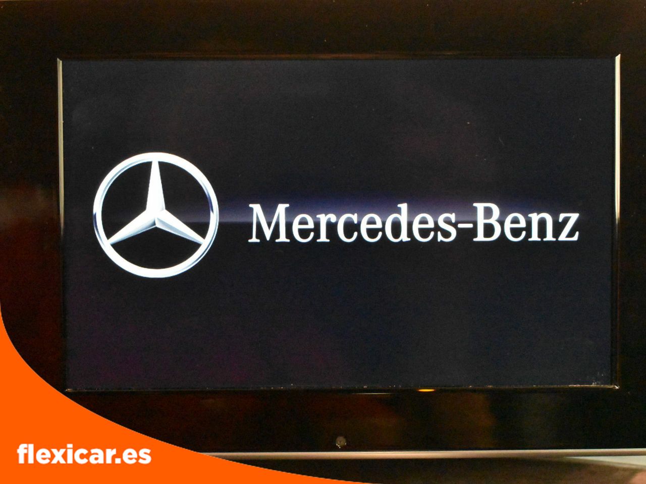 Foto Mercedes-Benz Clase C 25