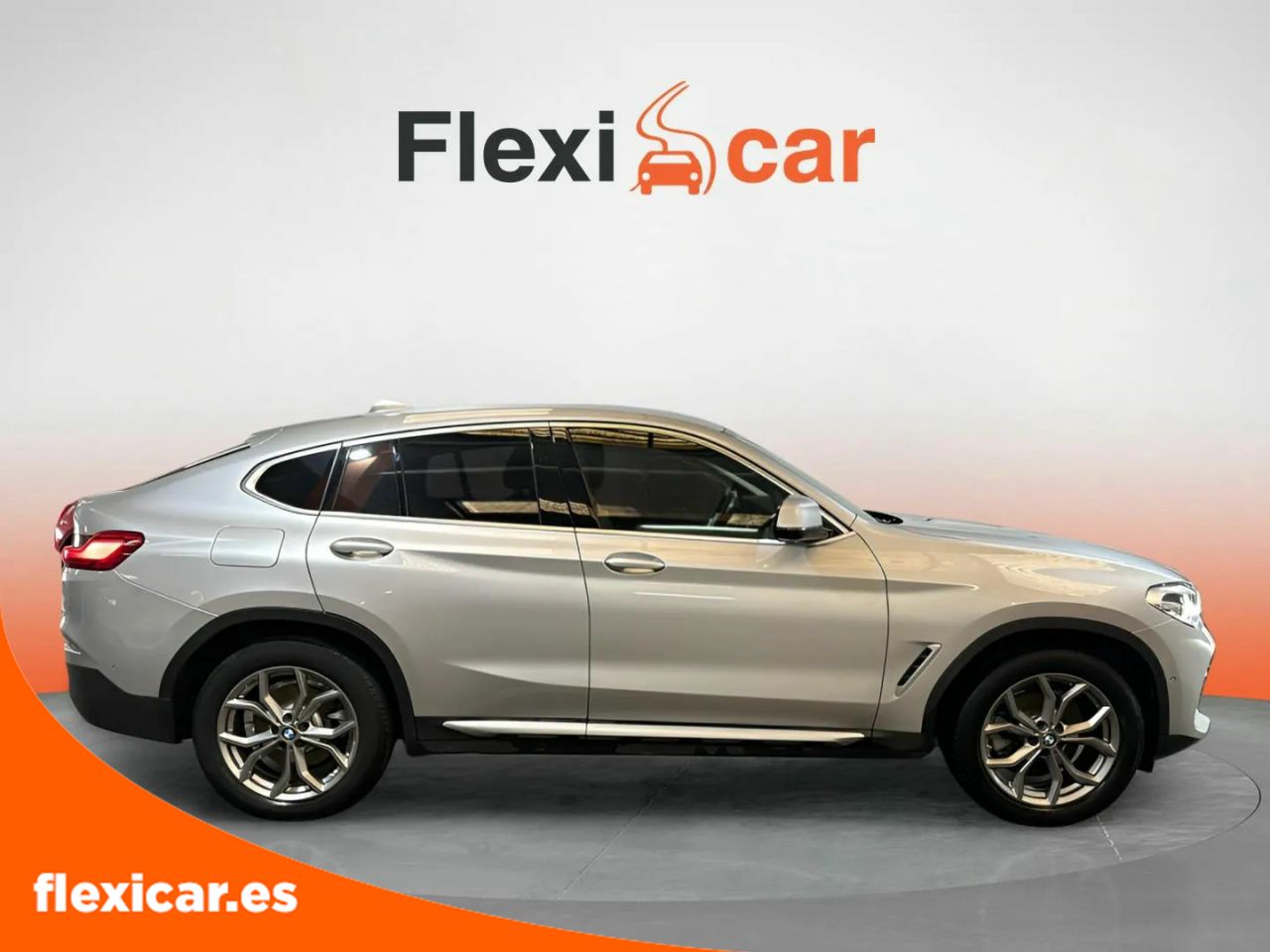 Foto BMW X4 8