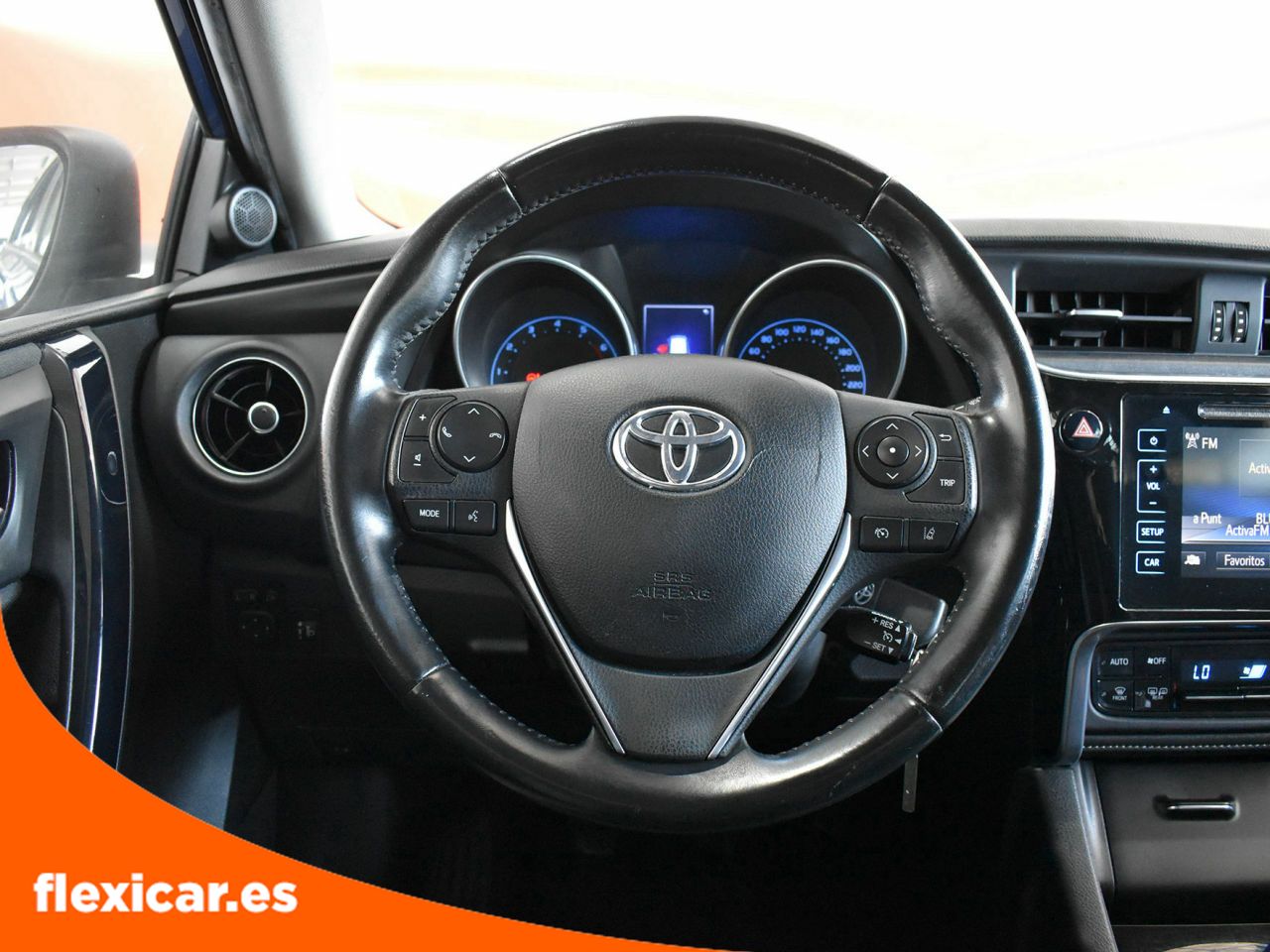 Foto Toyota Auris 16