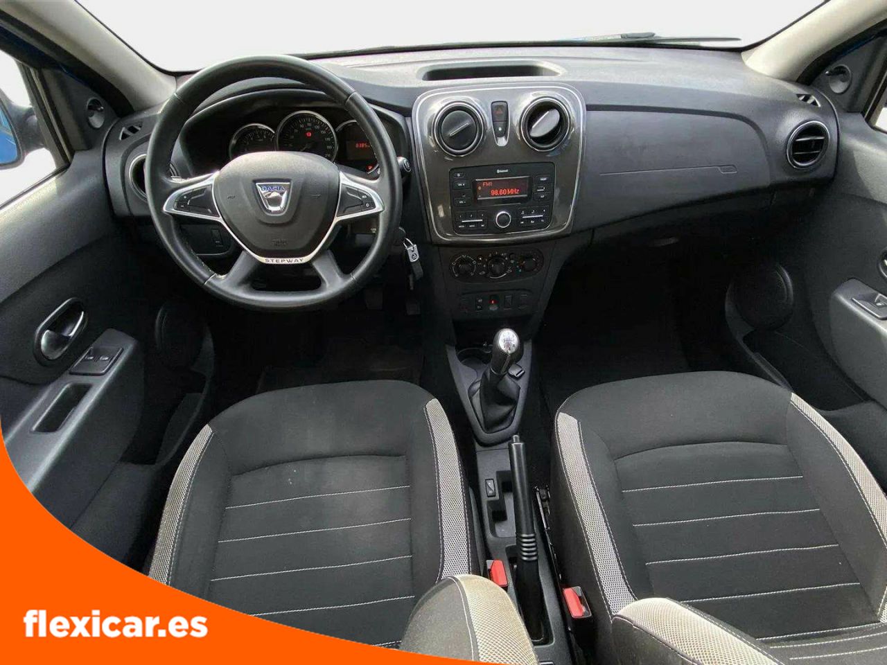 Foto Dacia Sandero 10