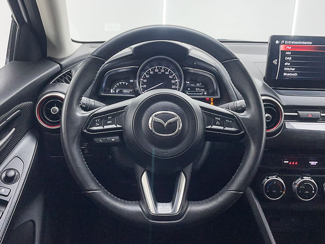 Foto Mazda Mazda2 15