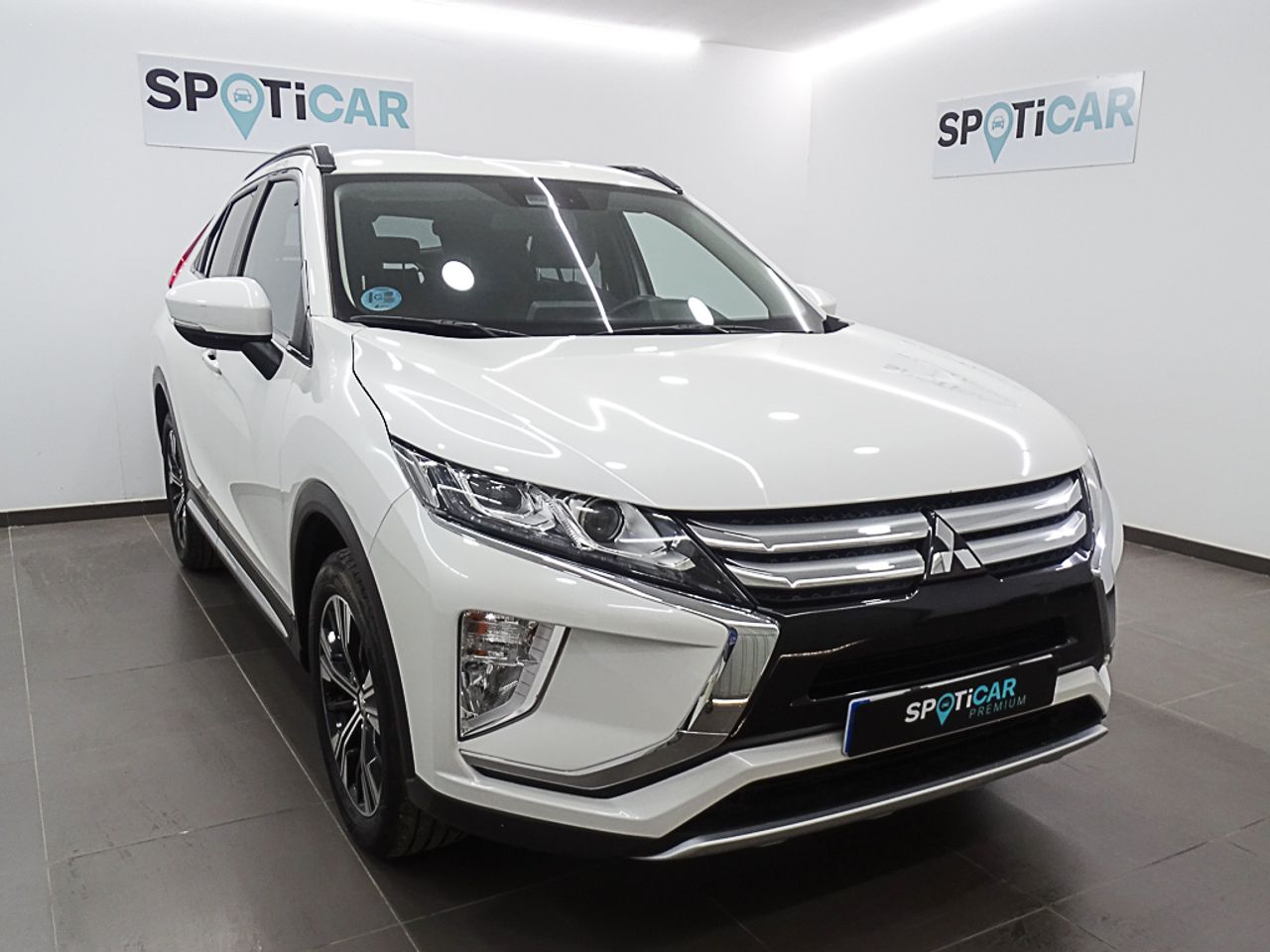 Foto Mitsubishi Eclipse Cross 10