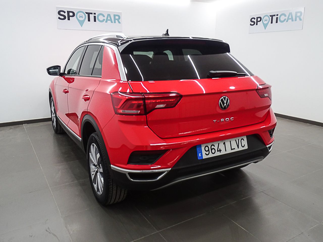 Foto Volkswagen T-Roc 15