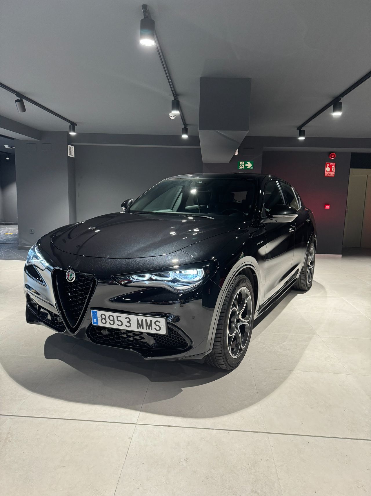 Foto Alfa Romeo Stelvio 1