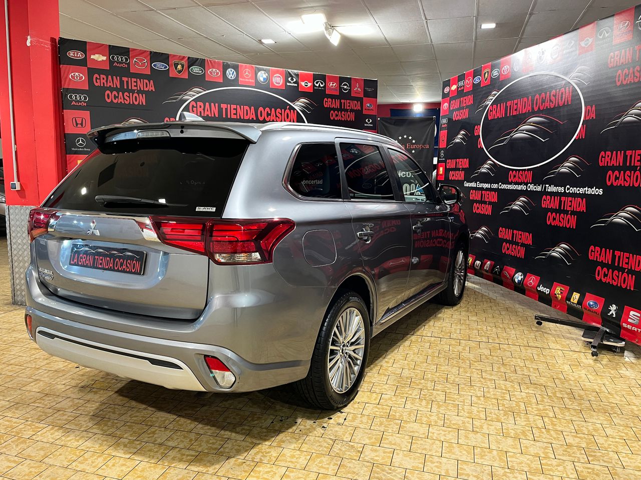 Foto Mitsubishi Outlander 16