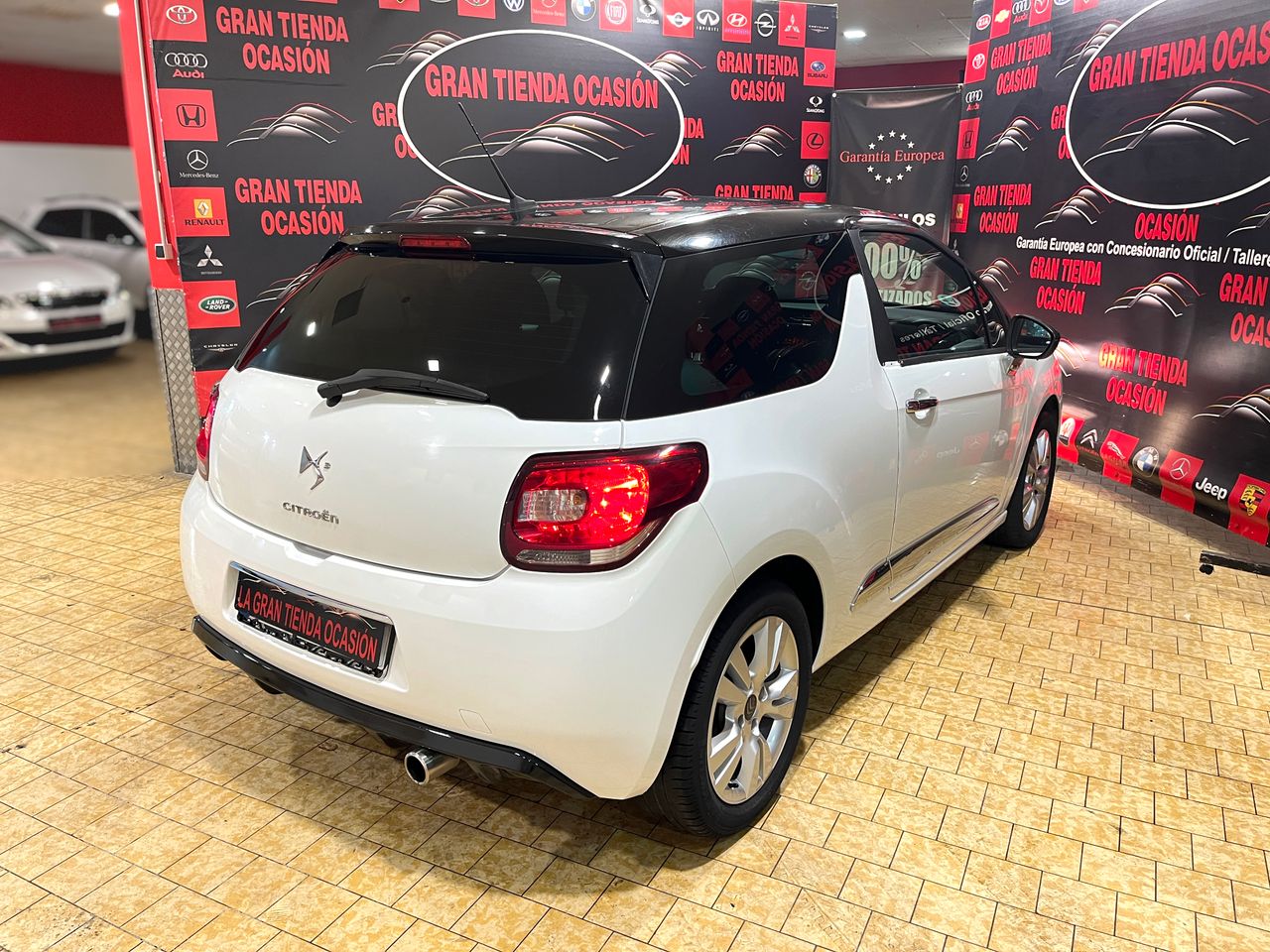 Foto DS Automobiles DS 3 5