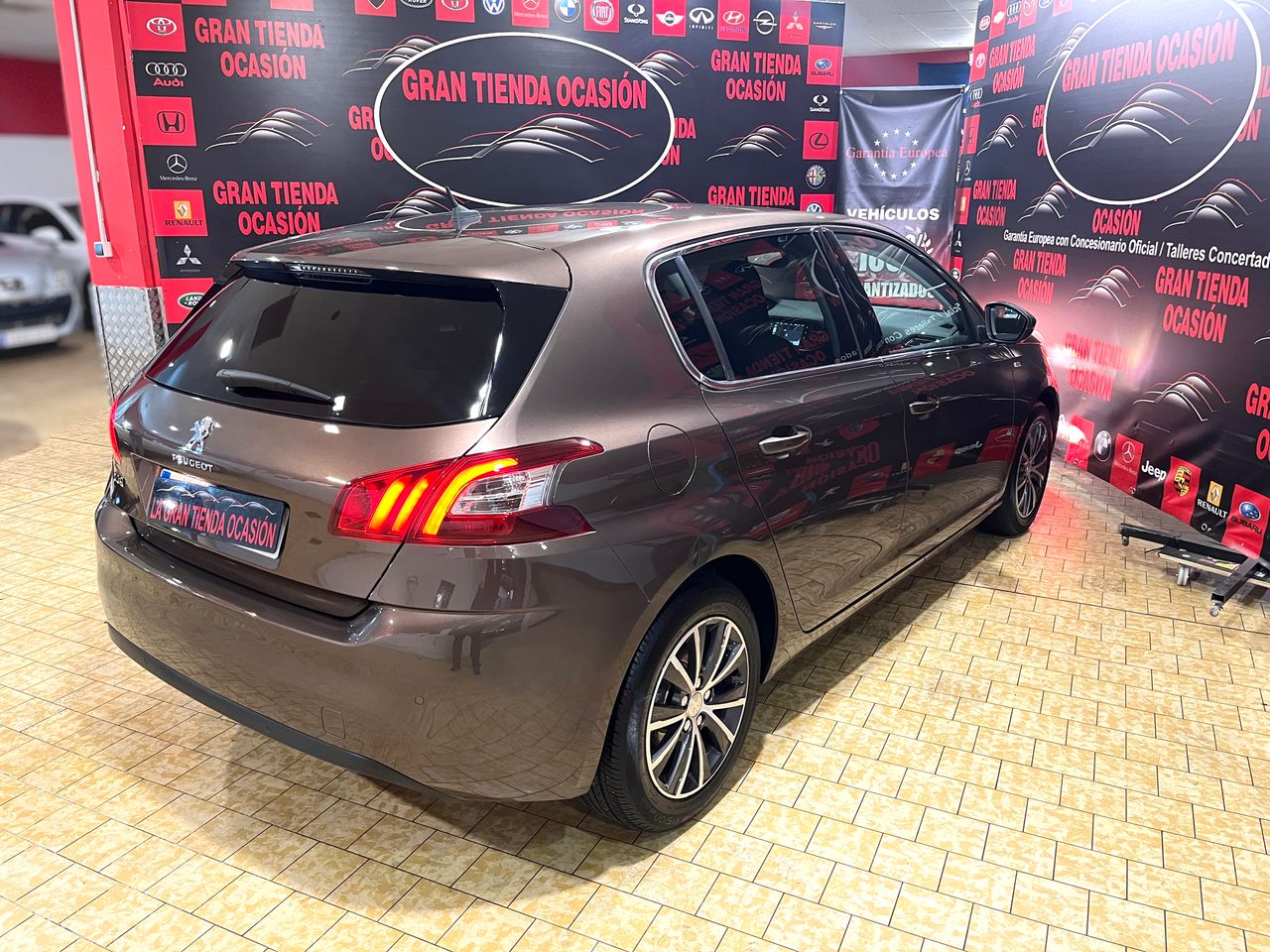 Foto Peugeot 308 4