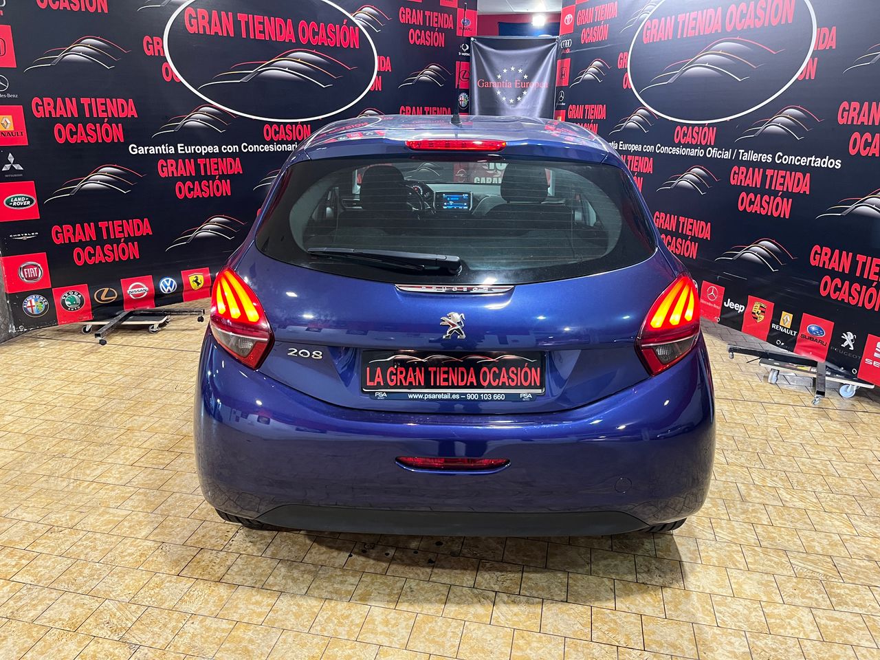 Foto Peugeot 208 5