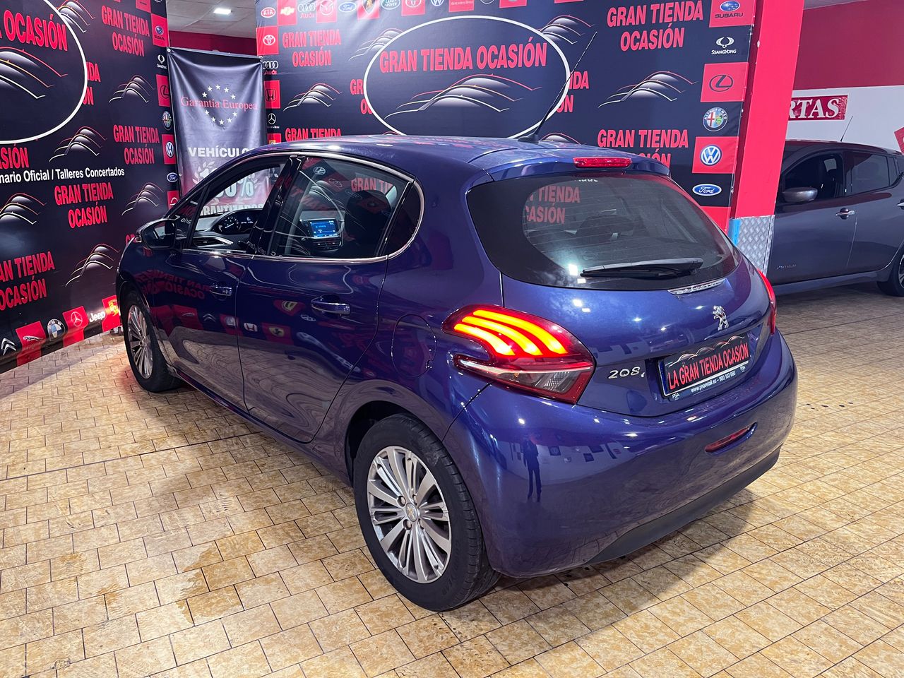 Foto Peugeot 208 7