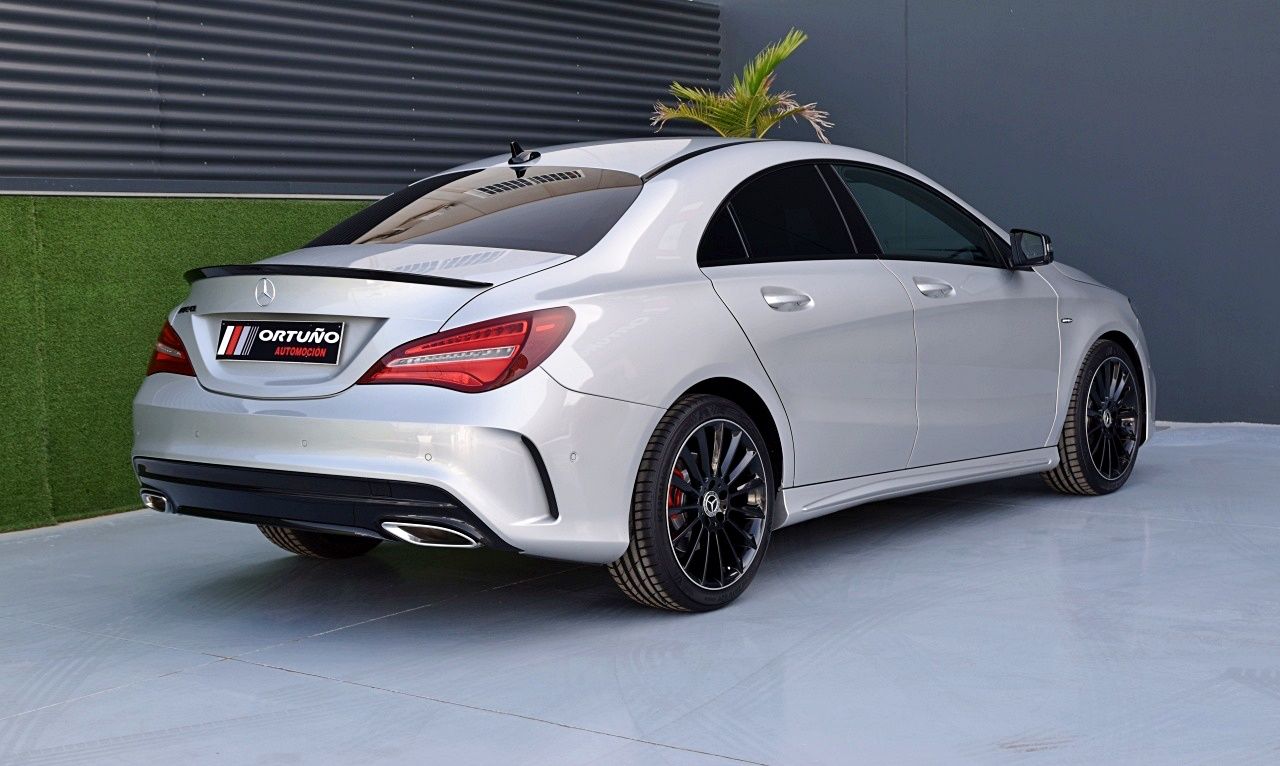 Foto Mercedes-Benz Clase CLA 49