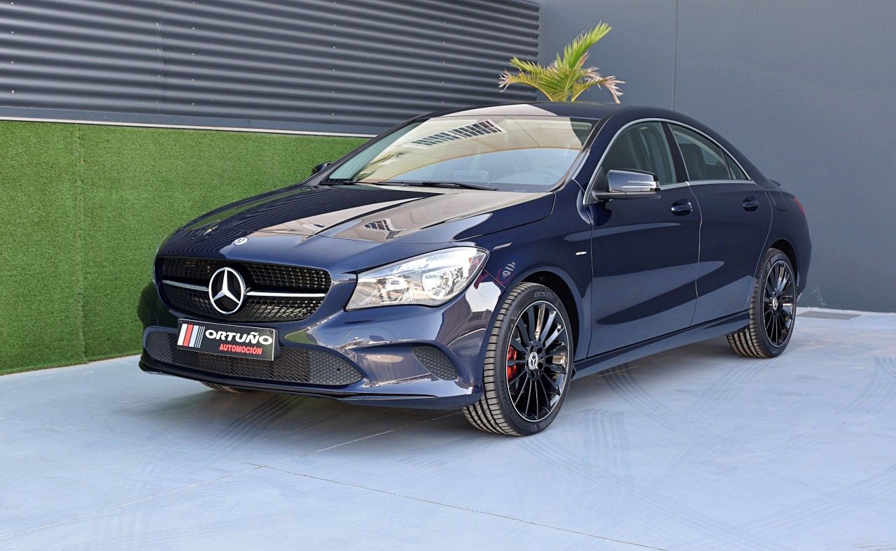 Foto Mercedes-Benz Clase CLA 15