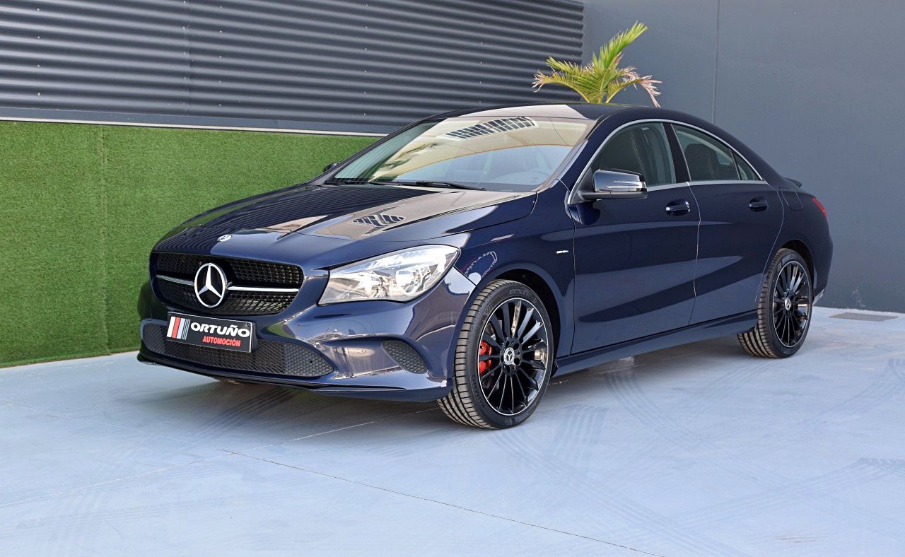 Foto Mercedes-Benz Clase CLA 16