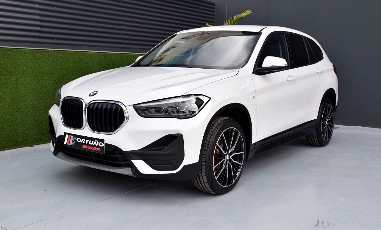 Foto BMW X1 16