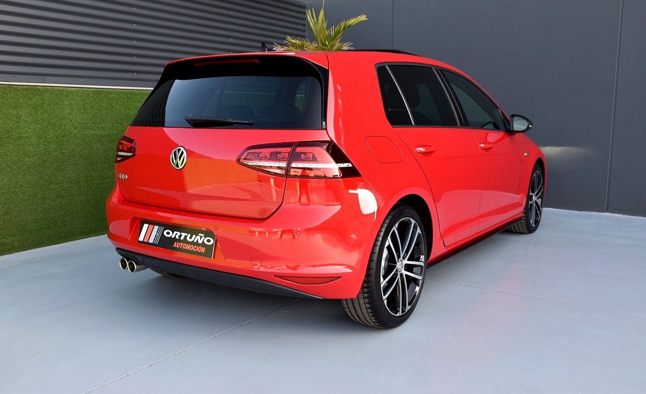 Foto Volkswagen Golf 30