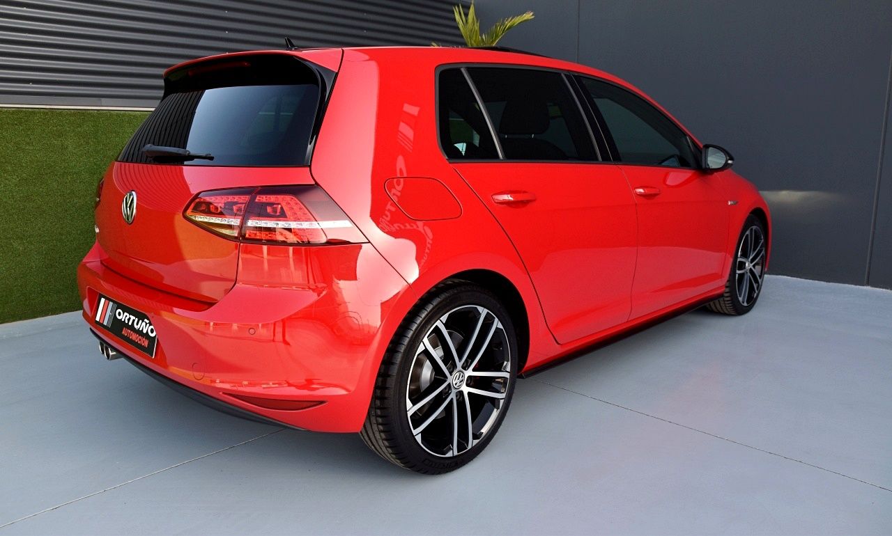 Foto Volkswagen Golf 40