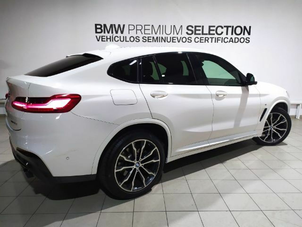 Foto BMW X4 4