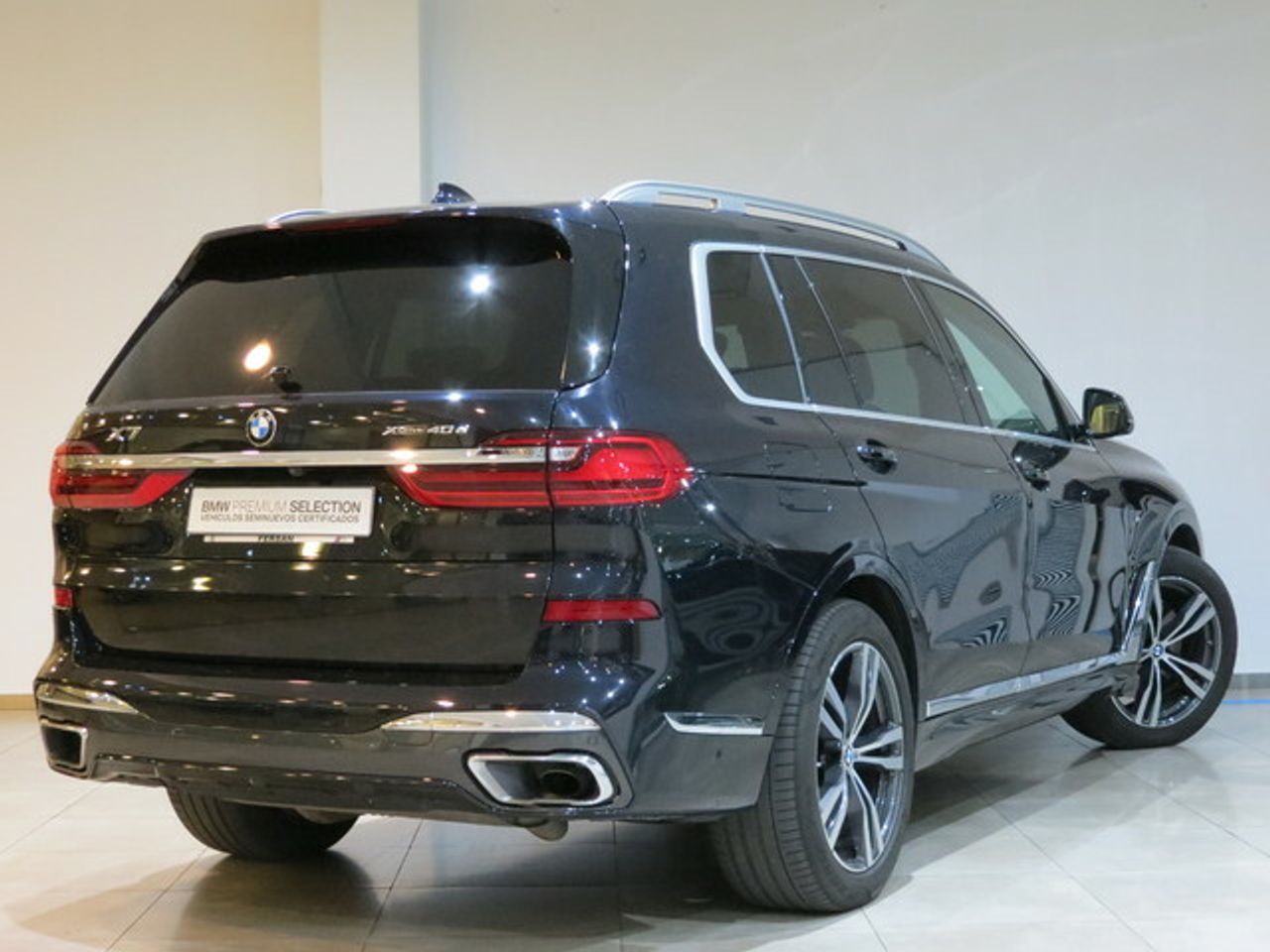 Foto BMW X7 4