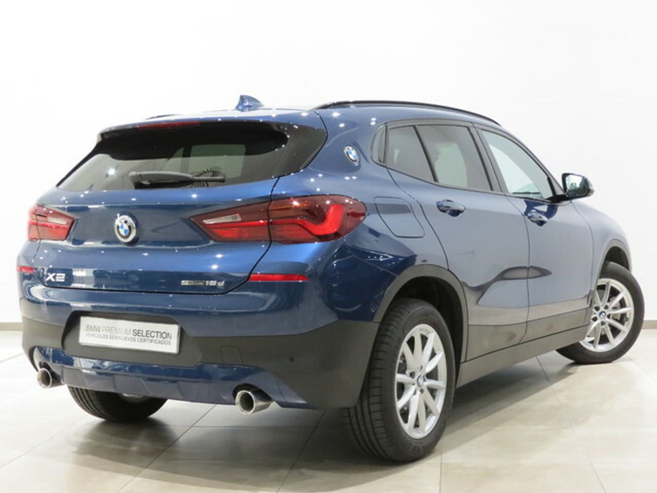 Foto BMW X2 4