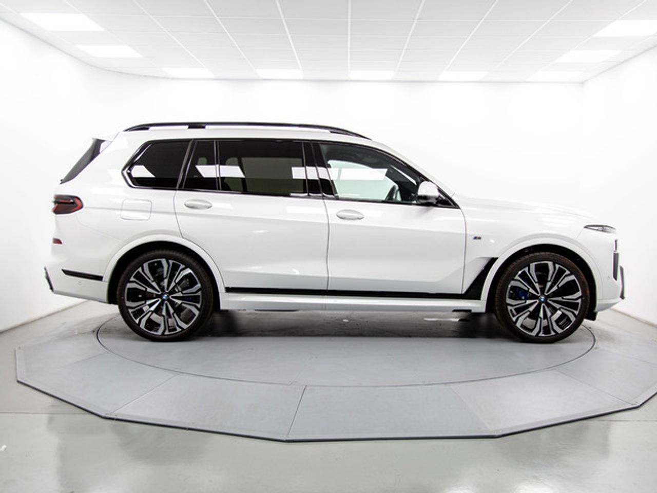 Foto BMW X7 11