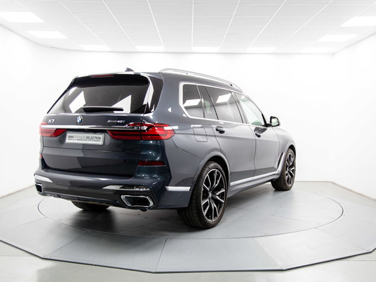 Foto BMW X7 4