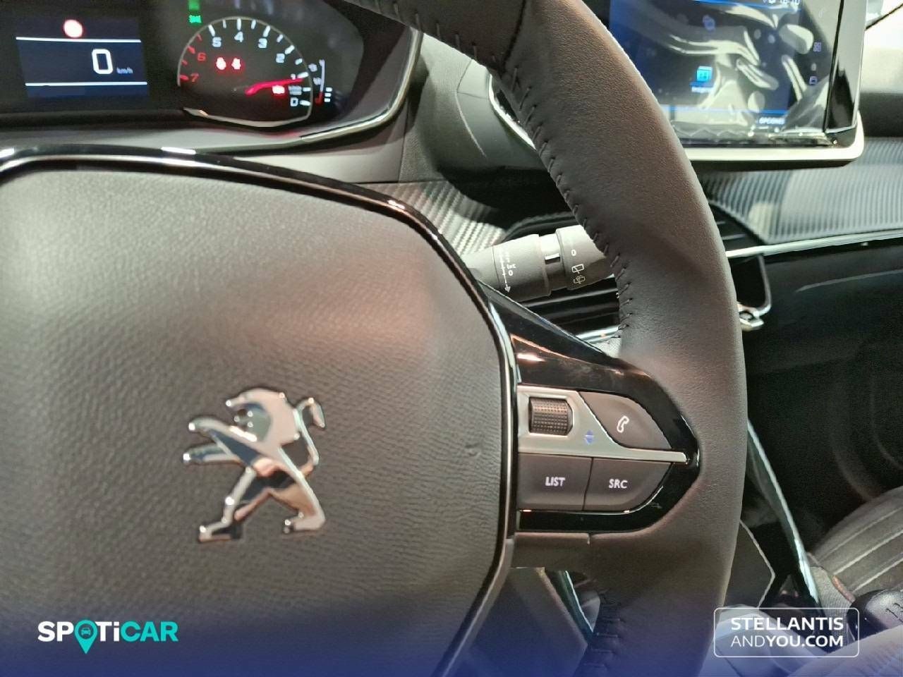 Foto Peugeot 208 15