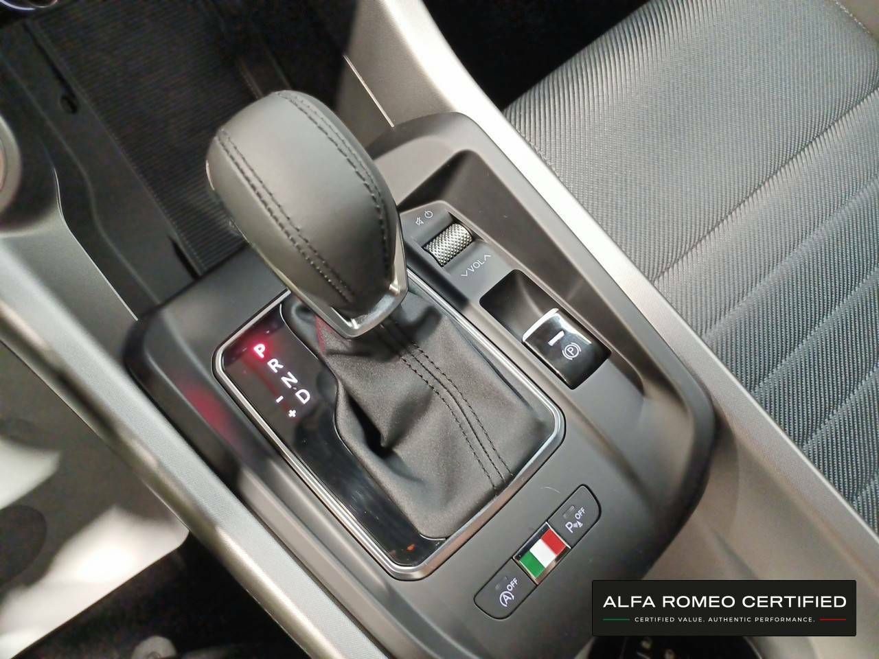 Foto Alfa Romeo Tonale 20