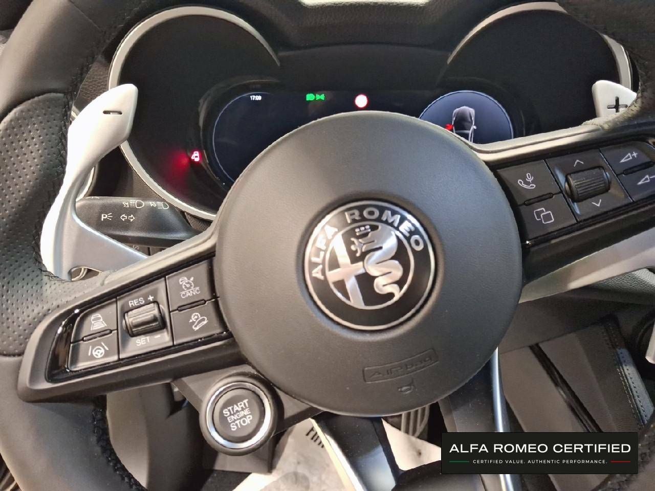 Foto Alfa Romeo Stelvio 14