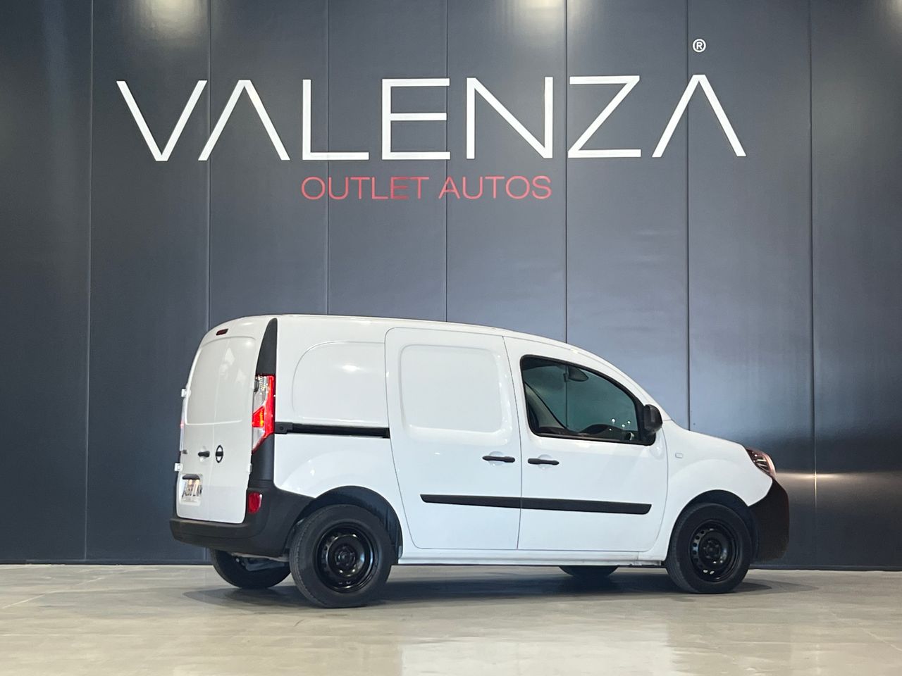 Foto Nissan NV250 2