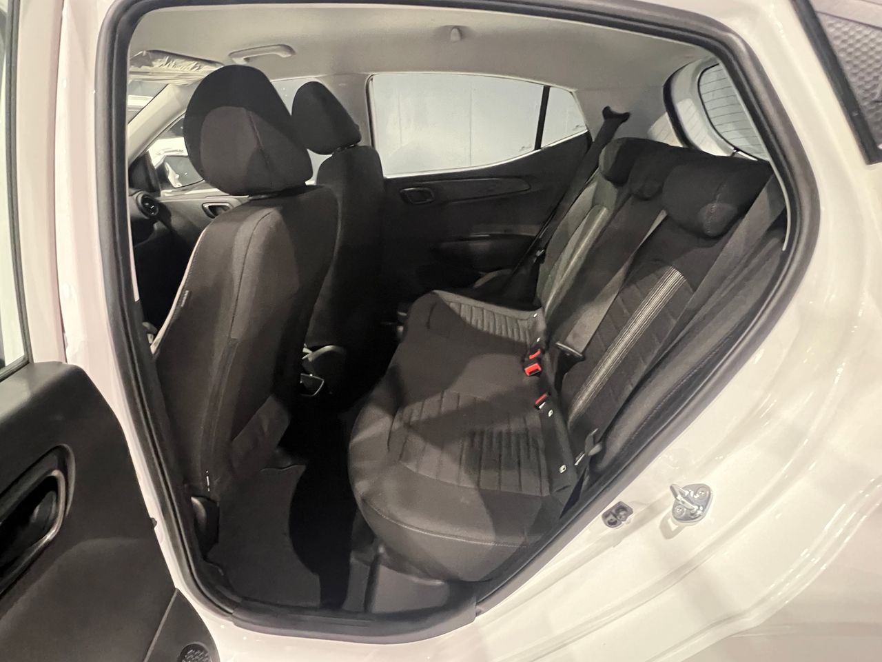 Foto Hyundai i10 4