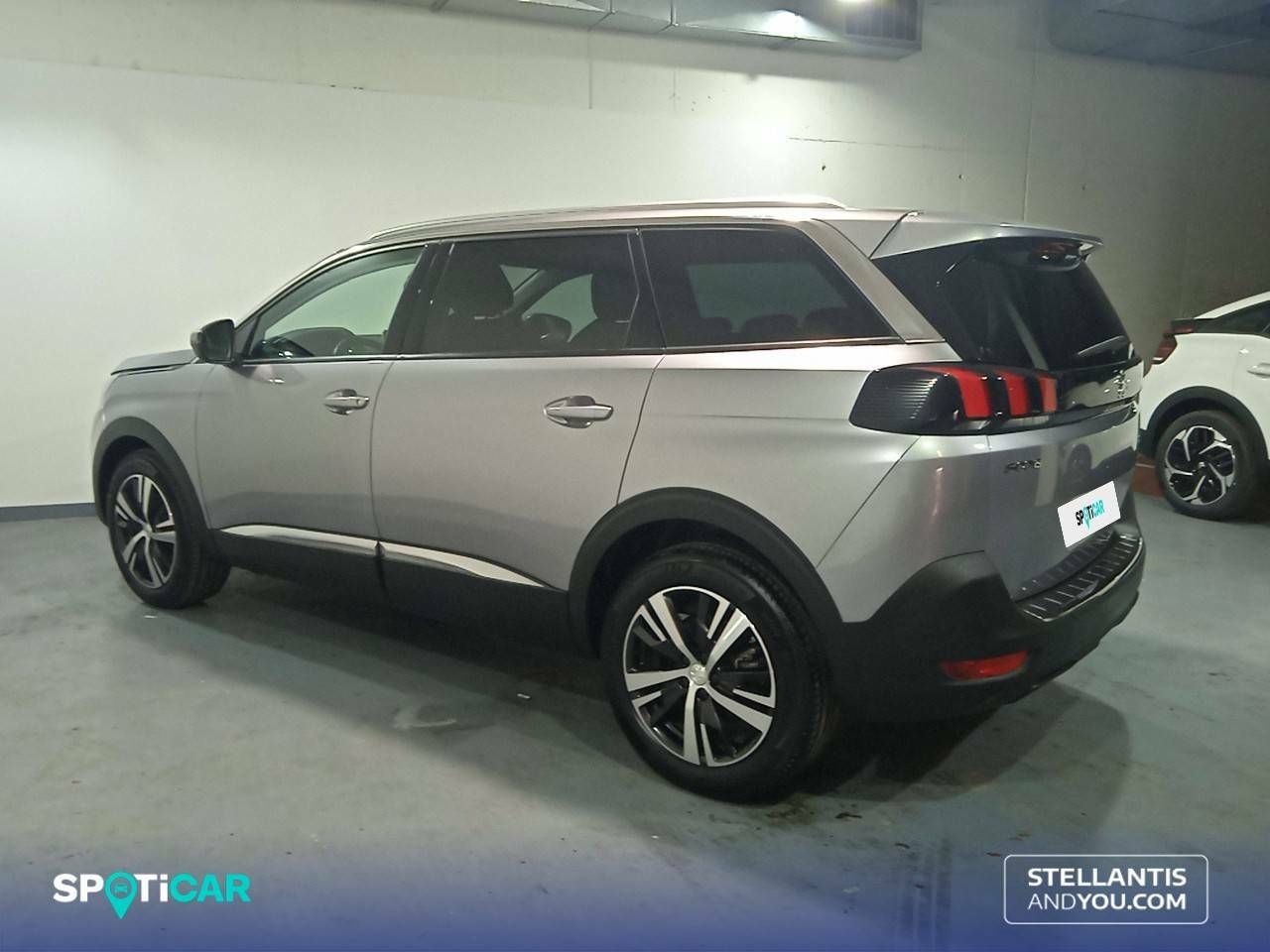 Foto Peugeot 5008 7