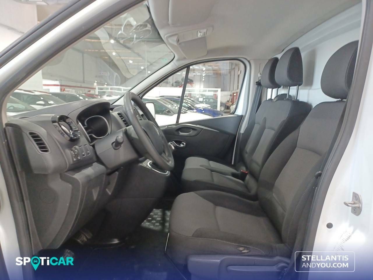 Foto Renault Trafic 9