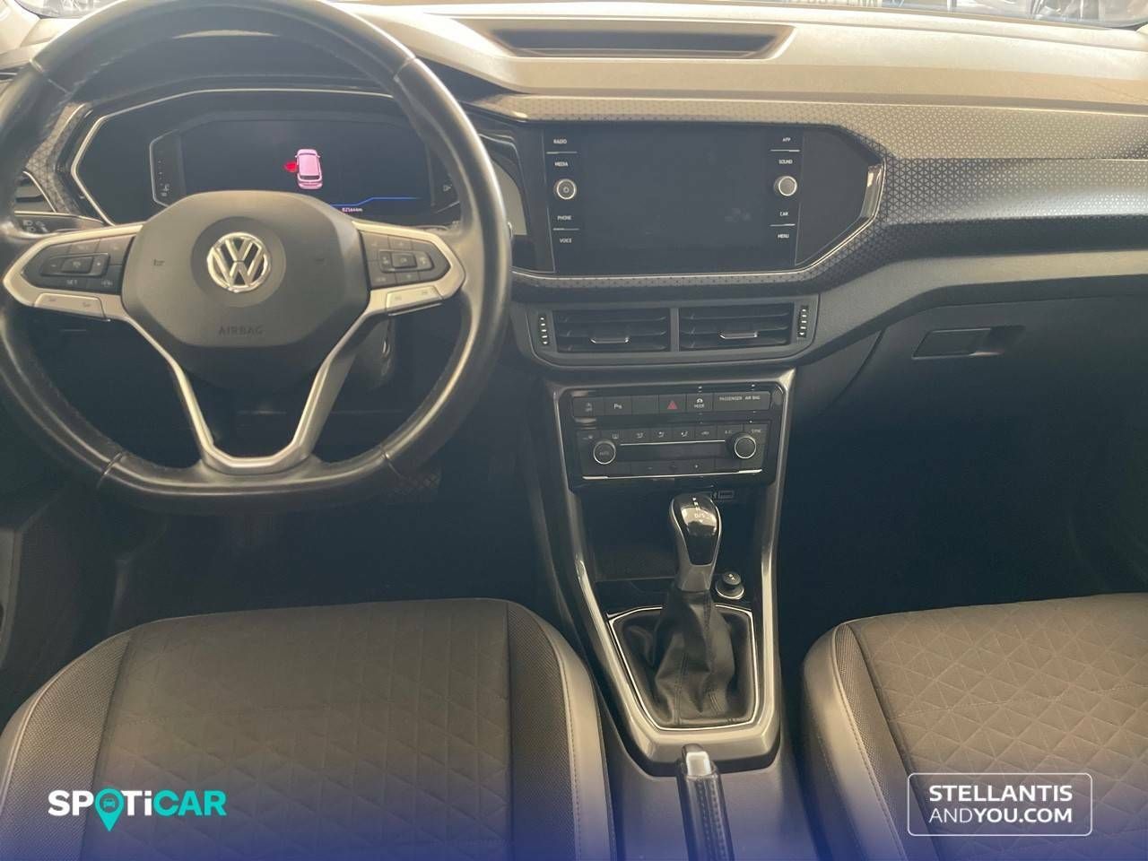 Foto Volkswagen T-Cross 8