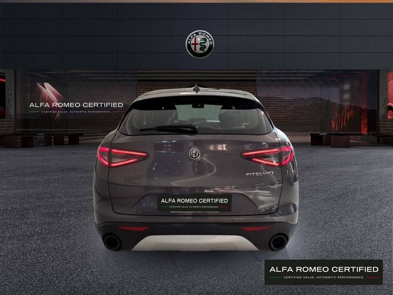 Foto Alfa Romeo Stelvio 5