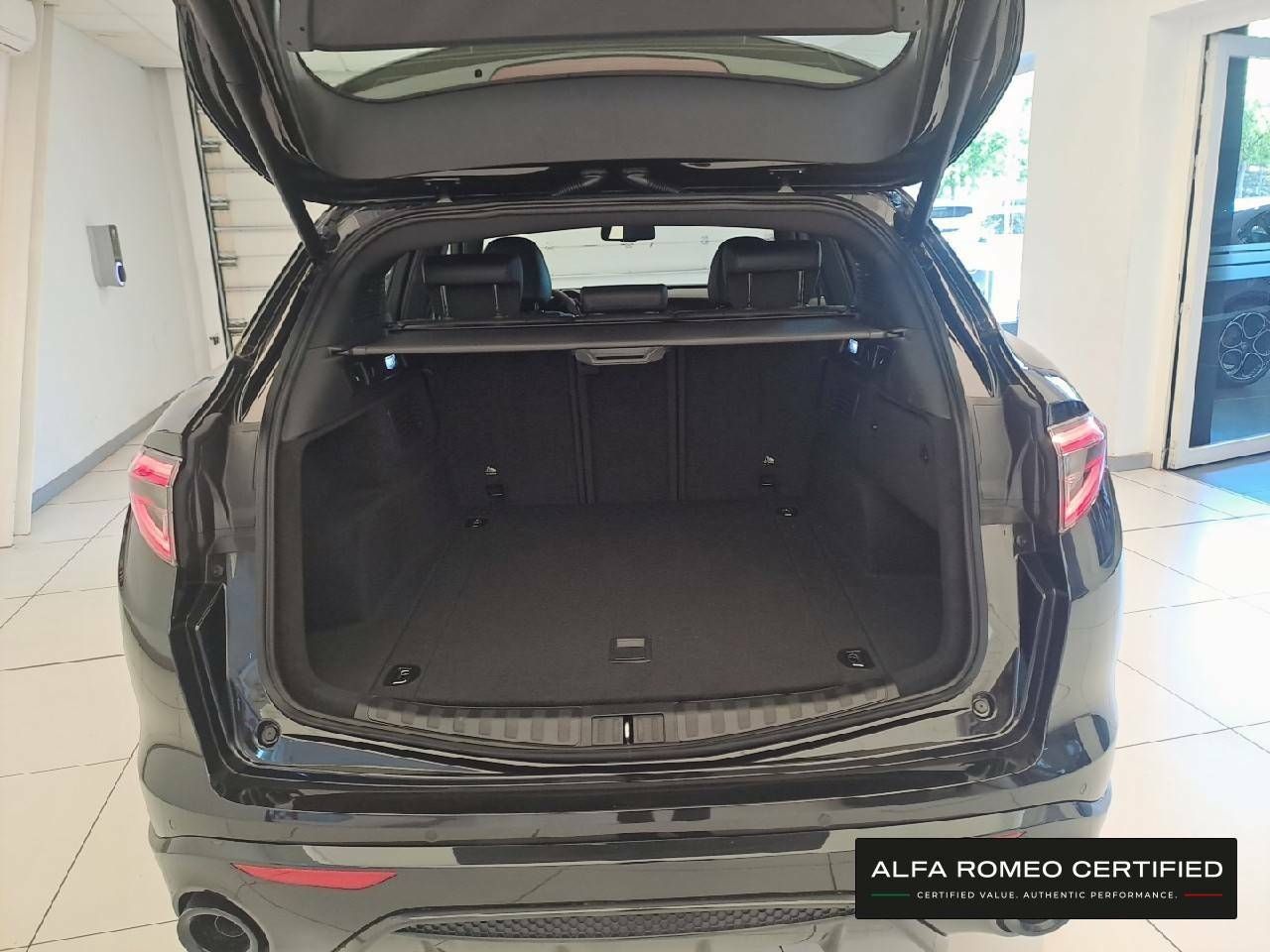 Foto Alfa Romeo Stelvio 6